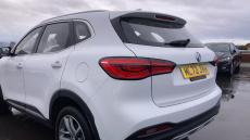 MG Hs 1.5 T-GDI Excite 5dr DCT Petrol Hatchback